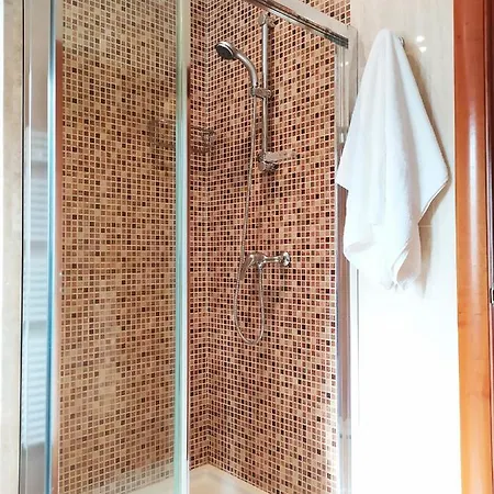 Housingleon - El Patio Catedral Apartment Leon