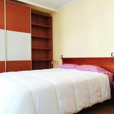 Housingleon - El Patio Catedral *