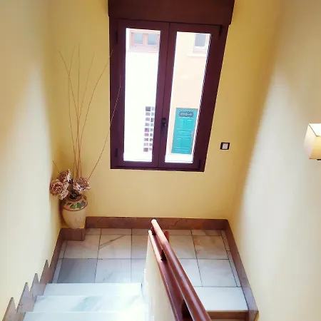 Housingleon - El Patio Catedral Apartment Leon
