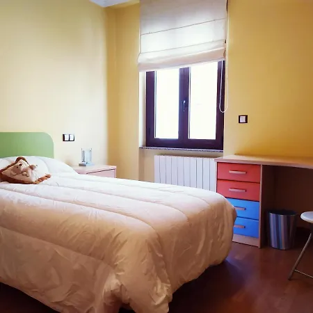 Housingleon - El Patio Catedral * Leon